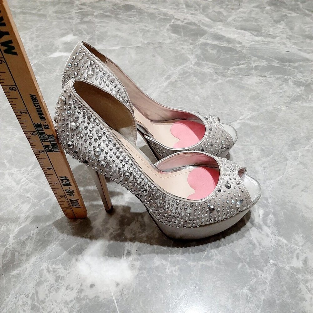 Aldo Silver Studded Embellished Gray Platform Slip On Pumps SZ 7B Wedding Prom
